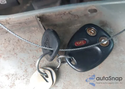 2005 Chevrolet Silverado 1500 Z71 z USA, uszkodzony, nr VIN 2GCEK13T651323900